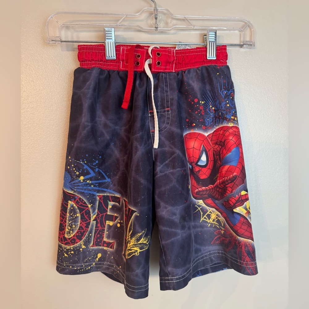 Boys Spiderman Swim Trunks Size 4/5